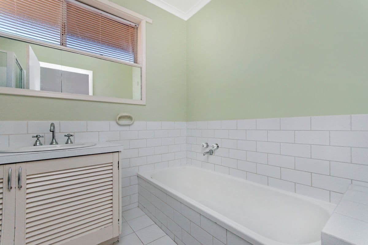 223 Russell Street, Dennington VIC 3280, Dennington - Thumbnail 6