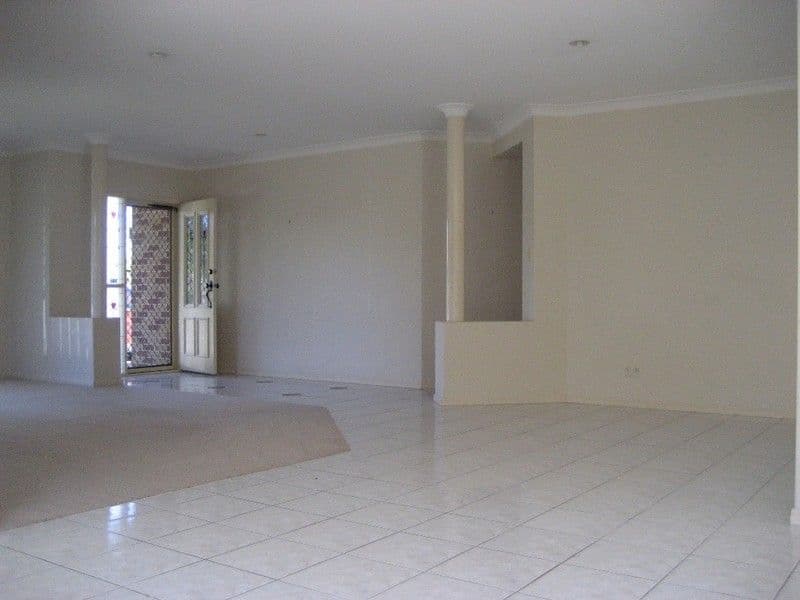 16 Stanford Avenue, VARSITY LAKES QLD 4227, Varsity Lakes - Thumbnail 6