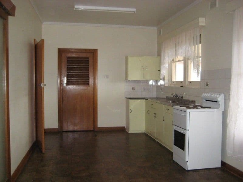 76 Maryvale Road, ATHELSTONE SA 5076, Athelstone - Thumbnail 3