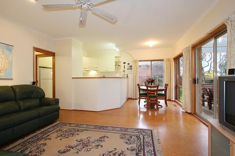 8 Schneider Street, FERNTREE GULLY VIC 3156, Ferntree Gully - Thumbnail 6