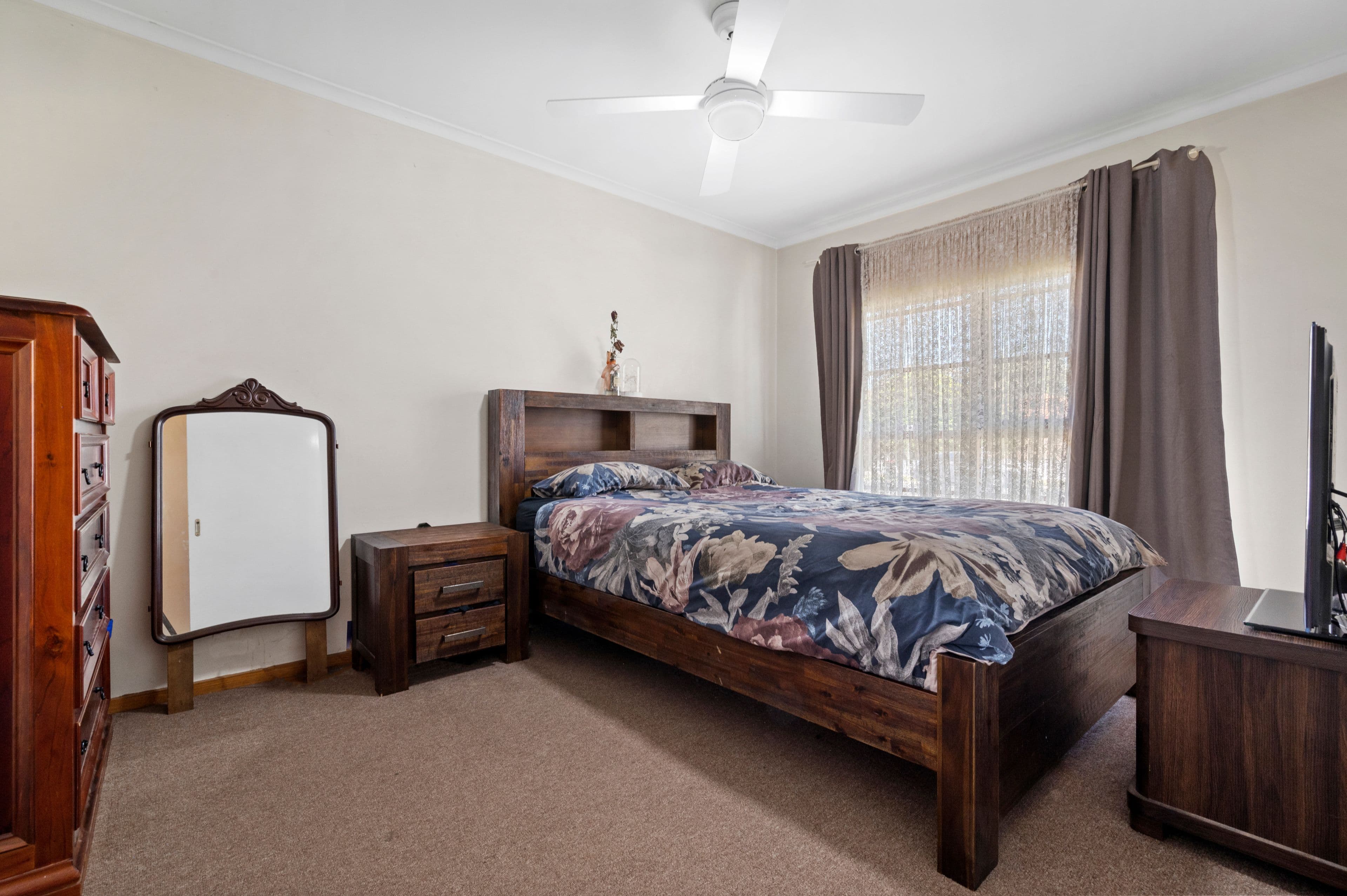 4 Barries Road, Melton VIC 3337, Melton - Thumbnail 8