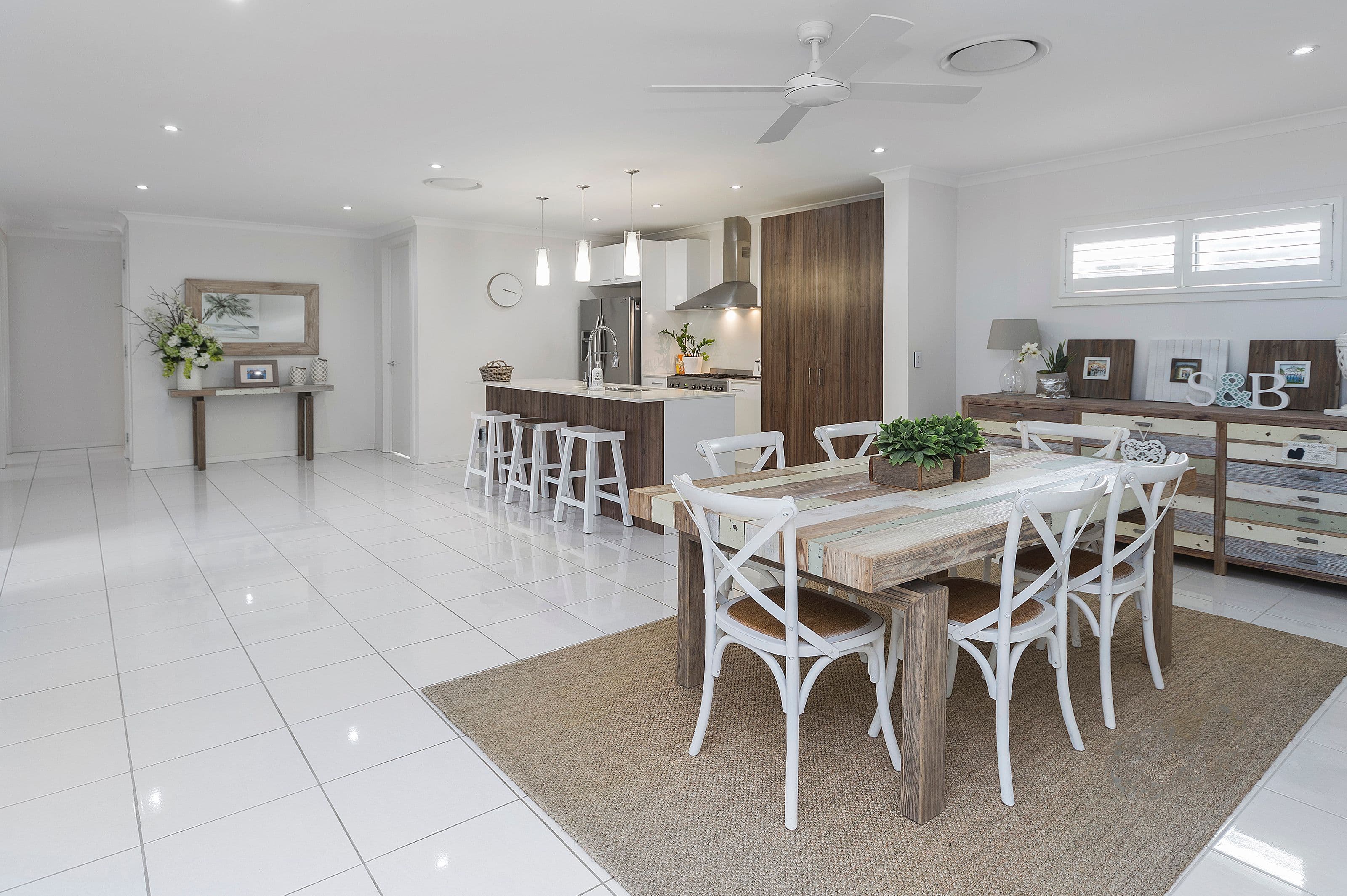 32 Azure Way, Hope Island QLD 4212, Hope Island - Thumbnail 4