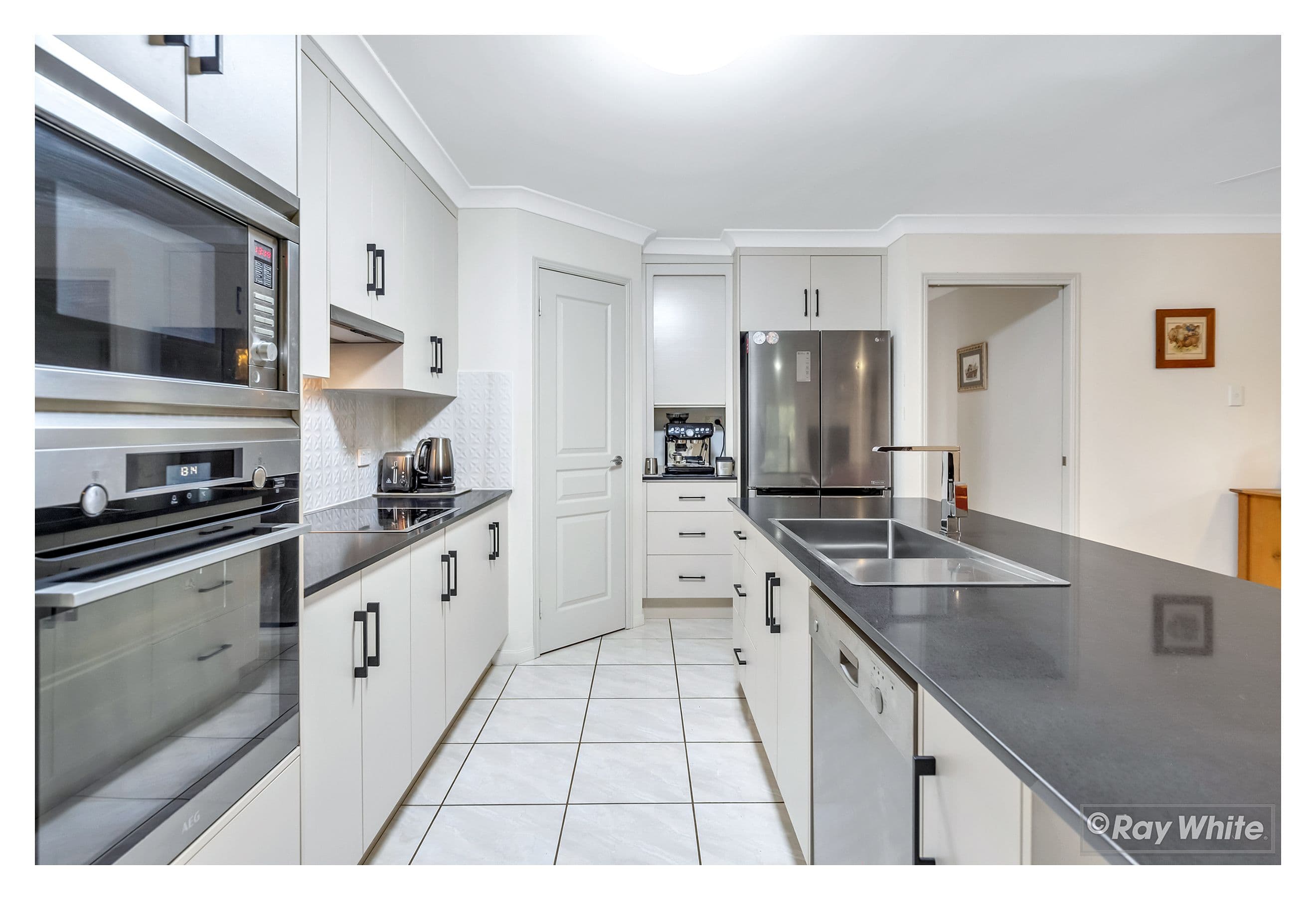 99 Perrott Drive, Rockyview QLD 4701, Rockyview - Thumbnail 4