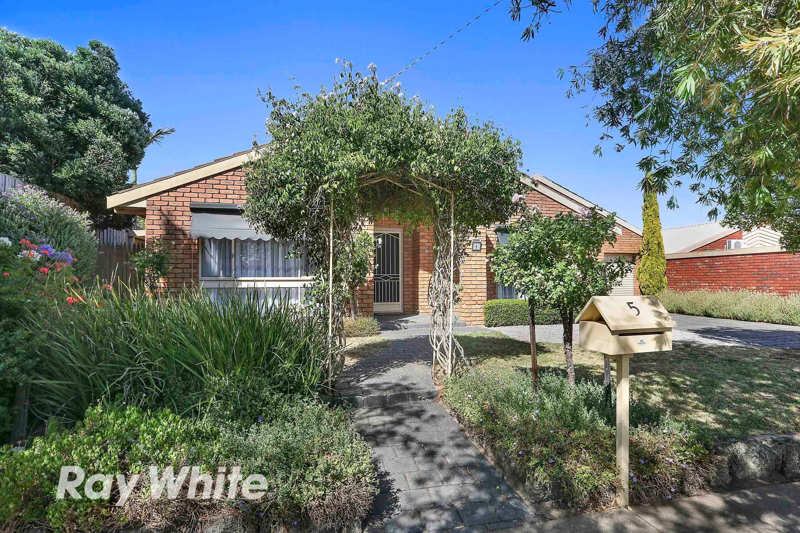 5 Sheringa Crescent, Grovedale VIC 3216, Grovedale - Thumbnail 2