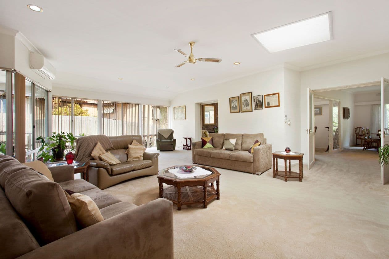 17 Wallabah Street, MOUNT WAVERLEY VIC 3149, Mount Waverley - Thumbnail 2