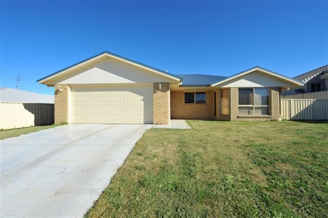 15 Moorina Drive, HARRISTOWN QLD 4350, Harristown - Image 1