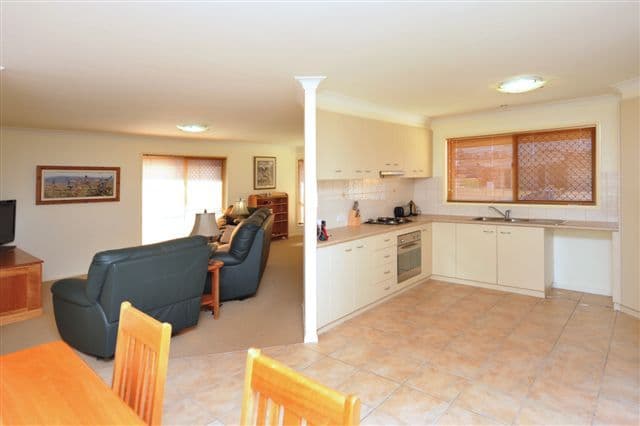 15 Moorina Drive, HARRISTOWN QLD 4350, Harristown - Thumbnail 4