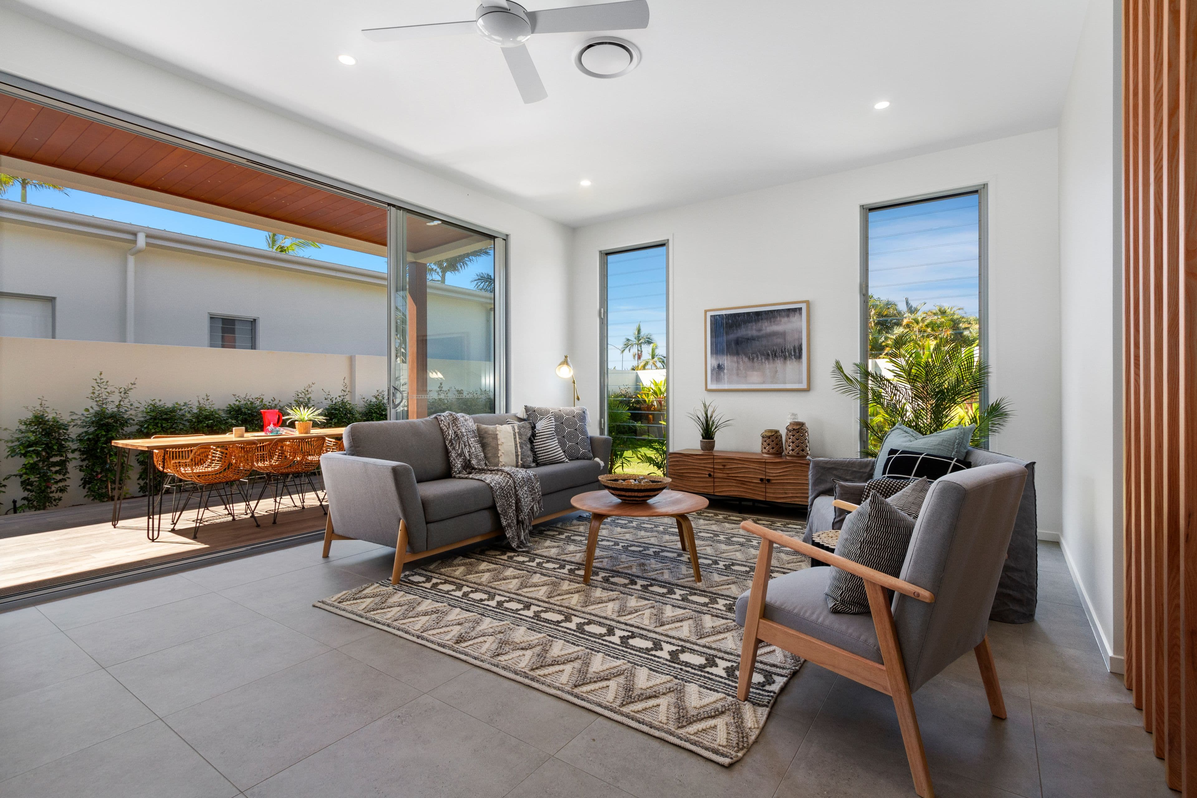 17 Wewak Avenue, Runaway Bay QLD 4216, Runaway Bay - Thumbnail 4