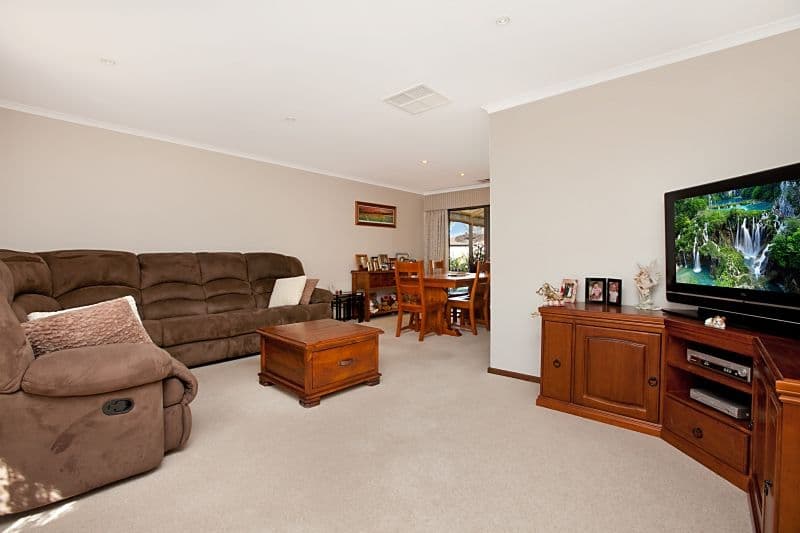 1 Dresden Road, MODBURY HEIGHTS SA 5092, Modbury Heights - Thumbnail 2
