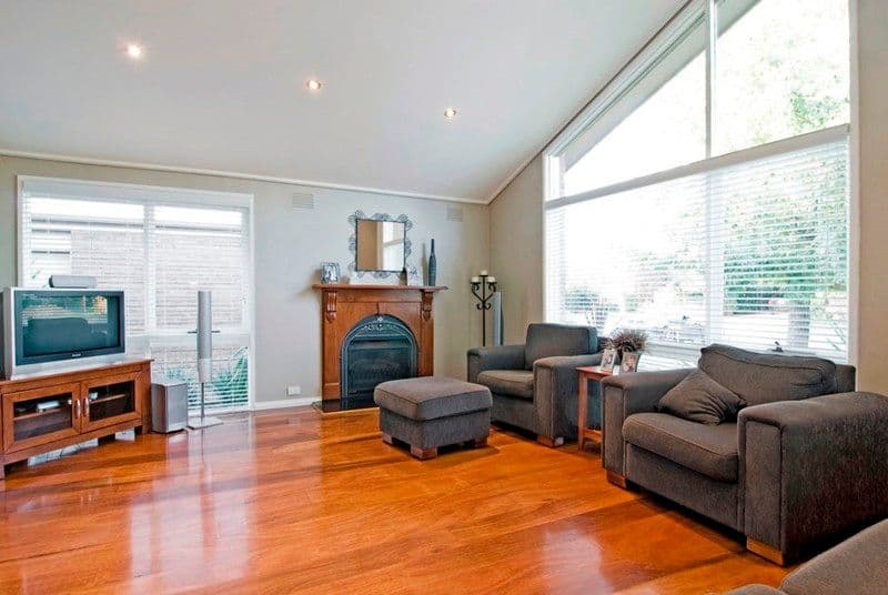 18 Earlston Square, BERWICK VIC 3806, Berwick - Thumbnail 2