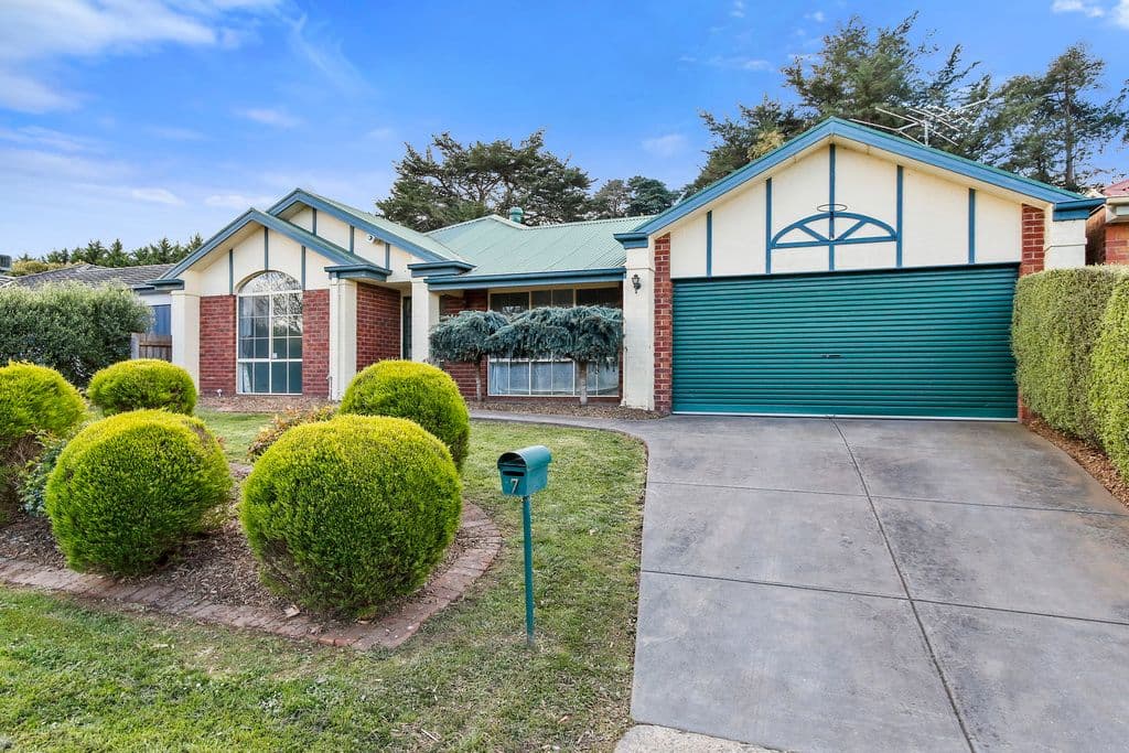 7 Arwon Court, Lilydale VIC 3140, Lilydale - Thumbnail 2