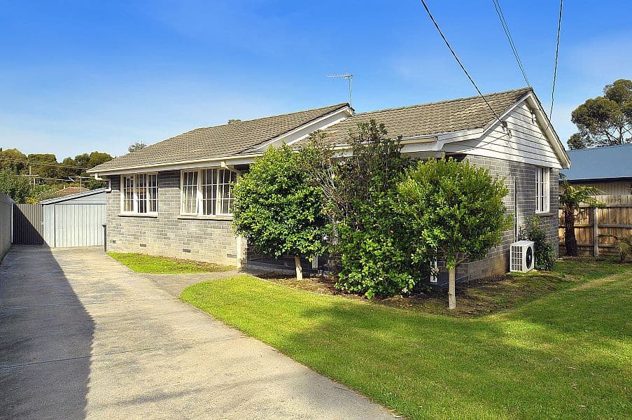 9 Lynn Drive, FERNTREE GULLY VIC 3156, Ferntree Gully - Image 1