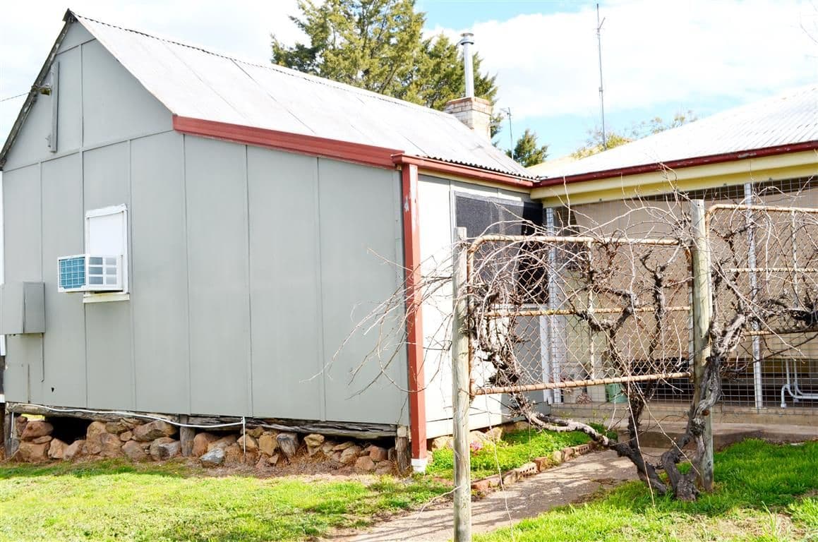 35 Sydney Street, Tumut - Thumbnail 8