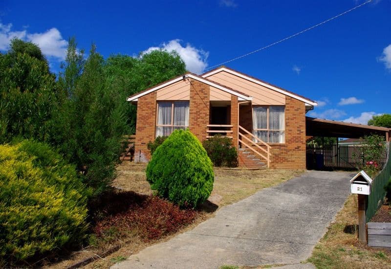 21 Cheryl Court, HAMPTON PARK VIC 3976, Hampton Park - Image 1