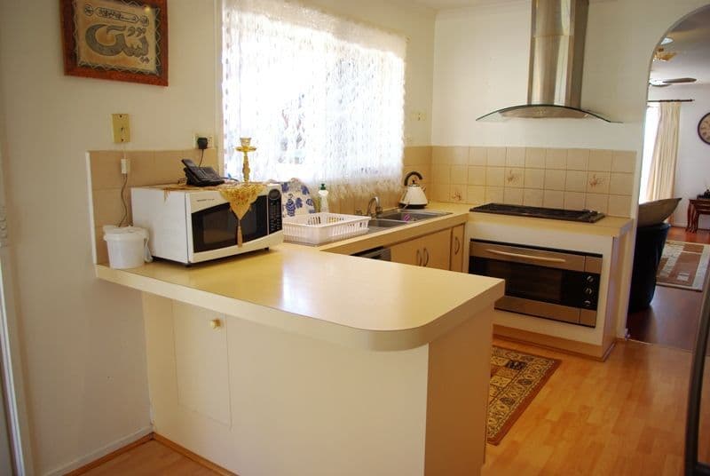 21 Cheryl Court, HAMPTON PARK VIC 3976, Hampton Park - Thumbnail 4