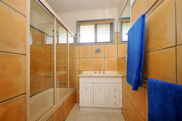 13 Cambridge Street, HARRISTOWN QLD 4350, Harristown - Thumbnail 5