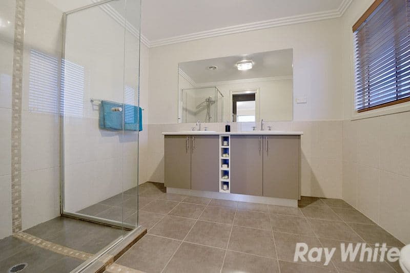 2a Anthony Drive, CHIRNSIDE PARK VIC 3116, Chirnside Park - Thumbnail 6
