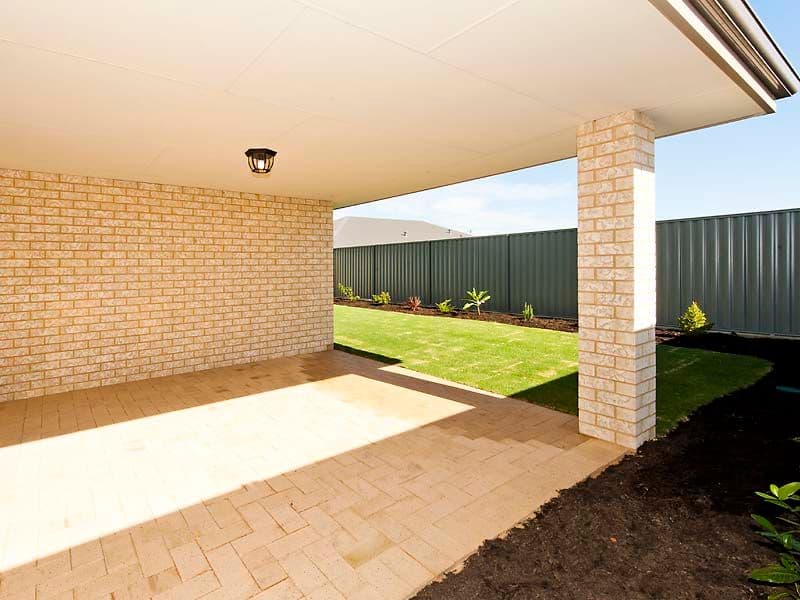 12 Holywell Street, PIARA WATERS WA 6112, Piara Waters - Thumbnail 2