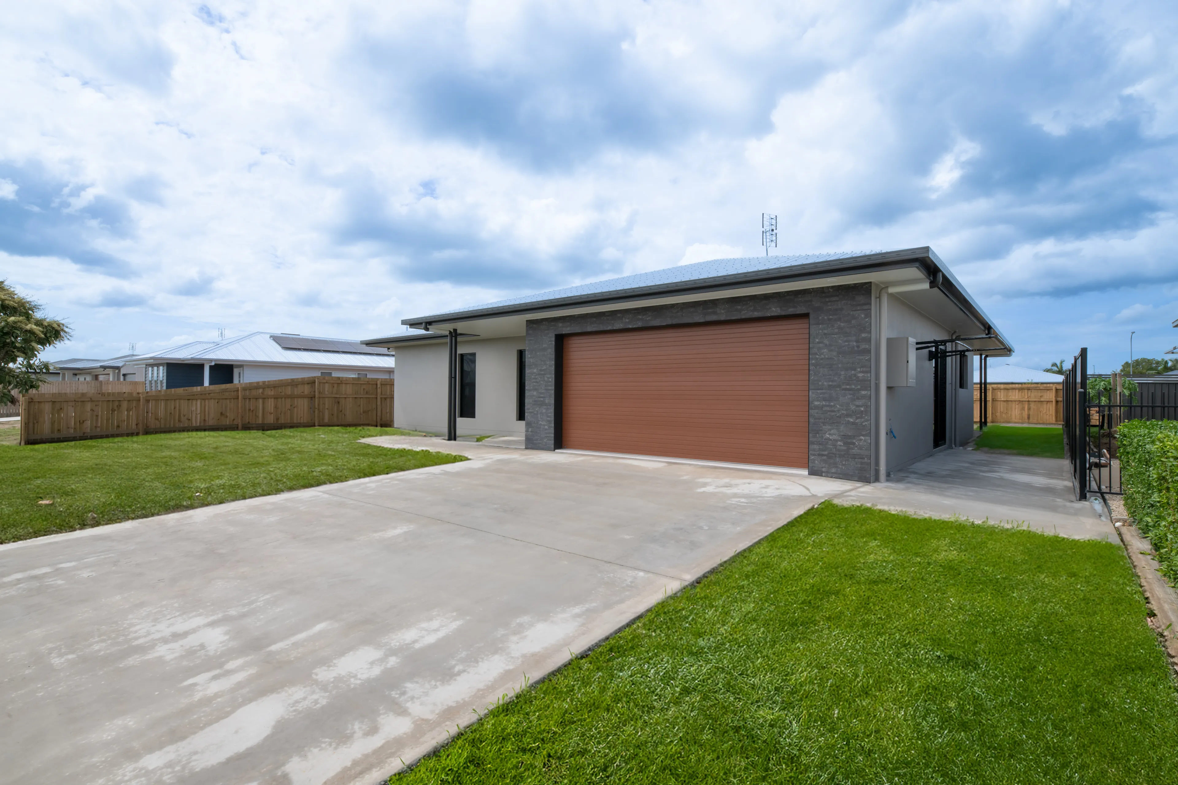 4 Leet Crescent, Proserpine QLD 4800, Proserpine - Thumbnail 2