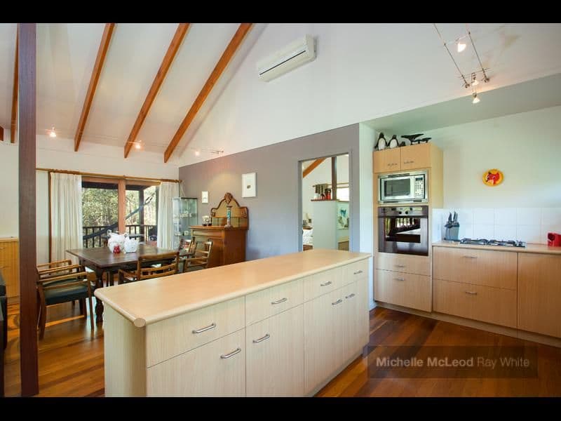 73 Cassandra Street, Chapel Hill QLD 4069, Chapel Hill - Thumbnail 5