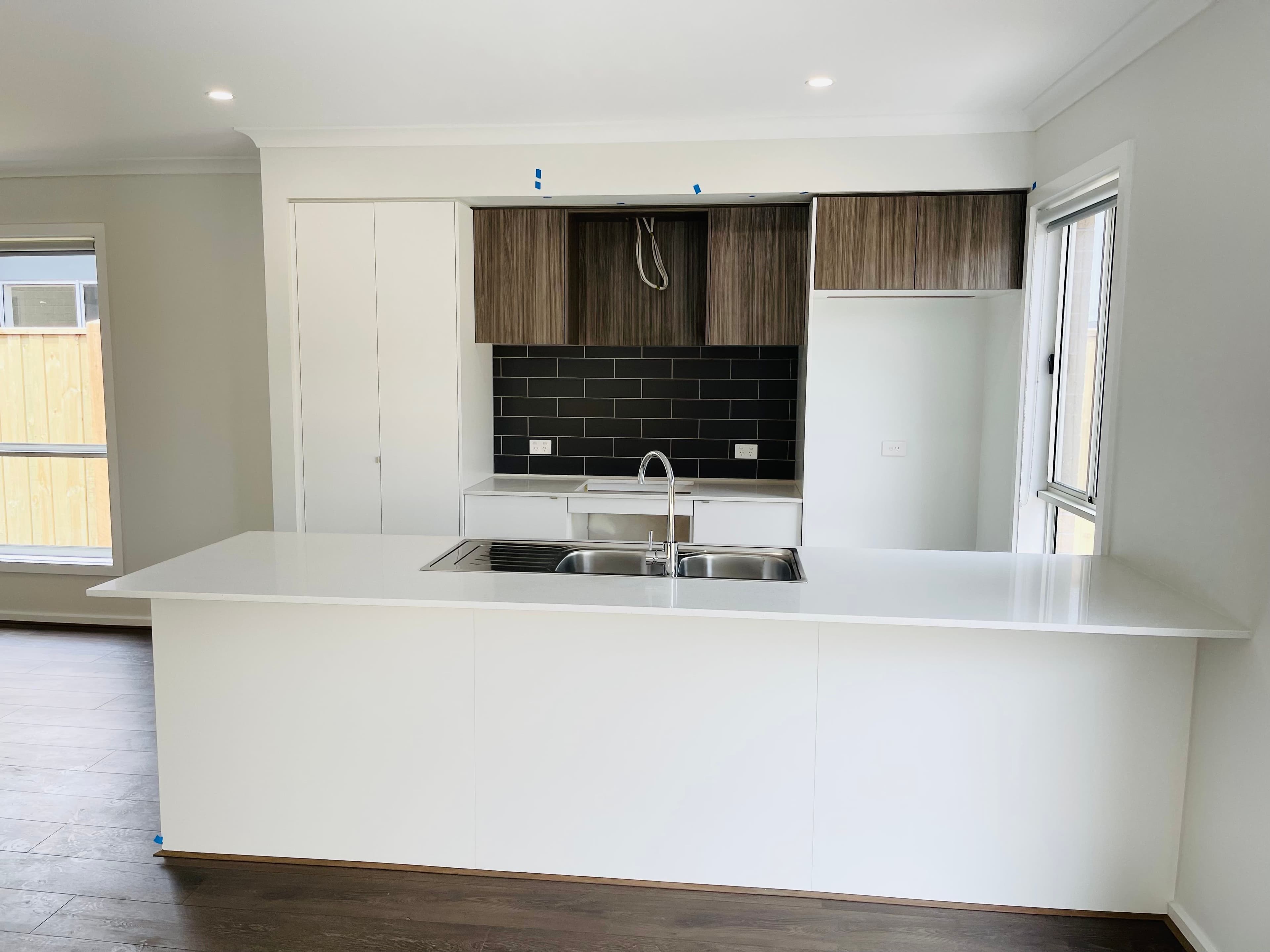 12 Finn Way, Tarneit VIC 3029, Tarneit - Thumbnail 2
