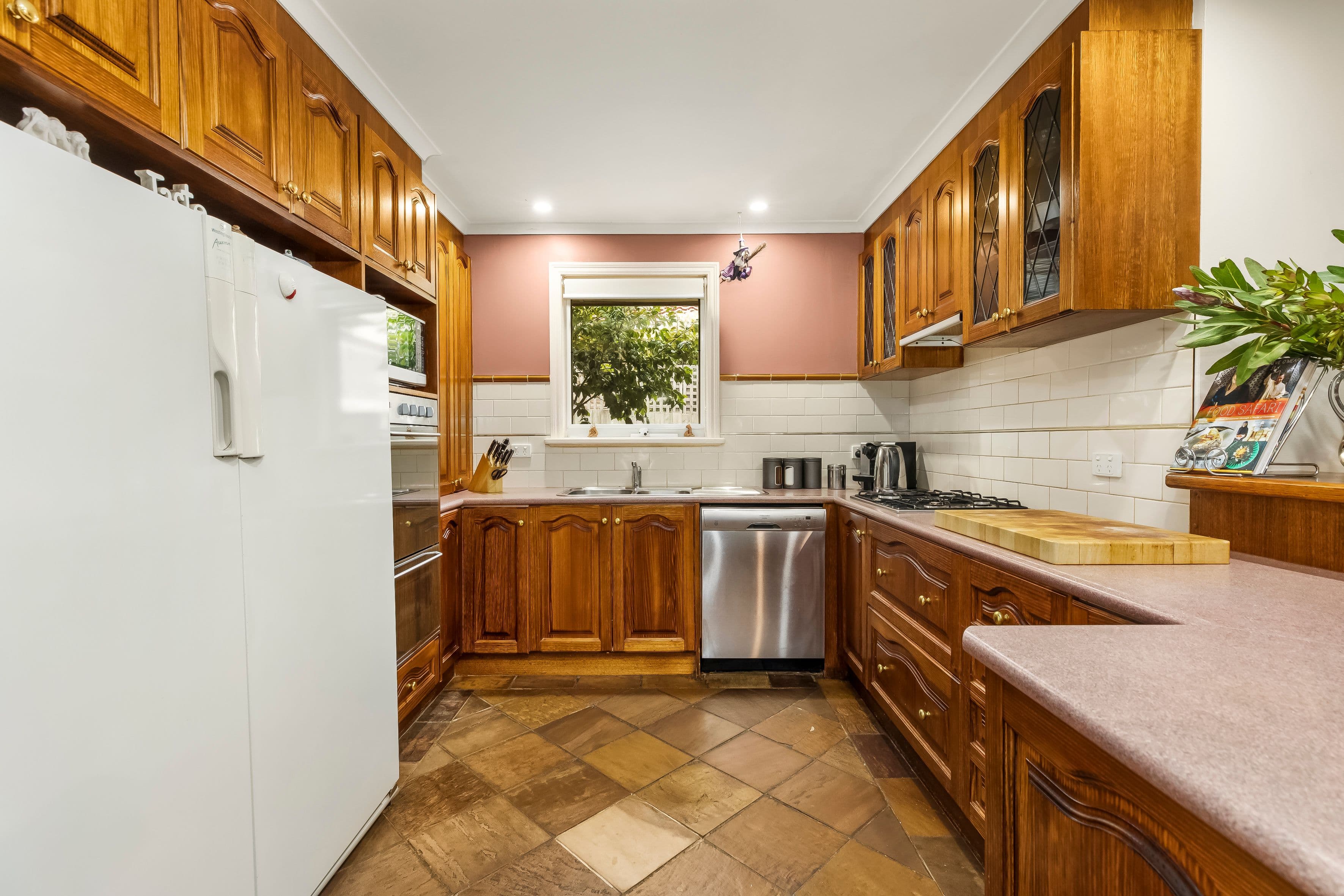 13 Cuthbert Road, Reservoir - Thumbnail 3