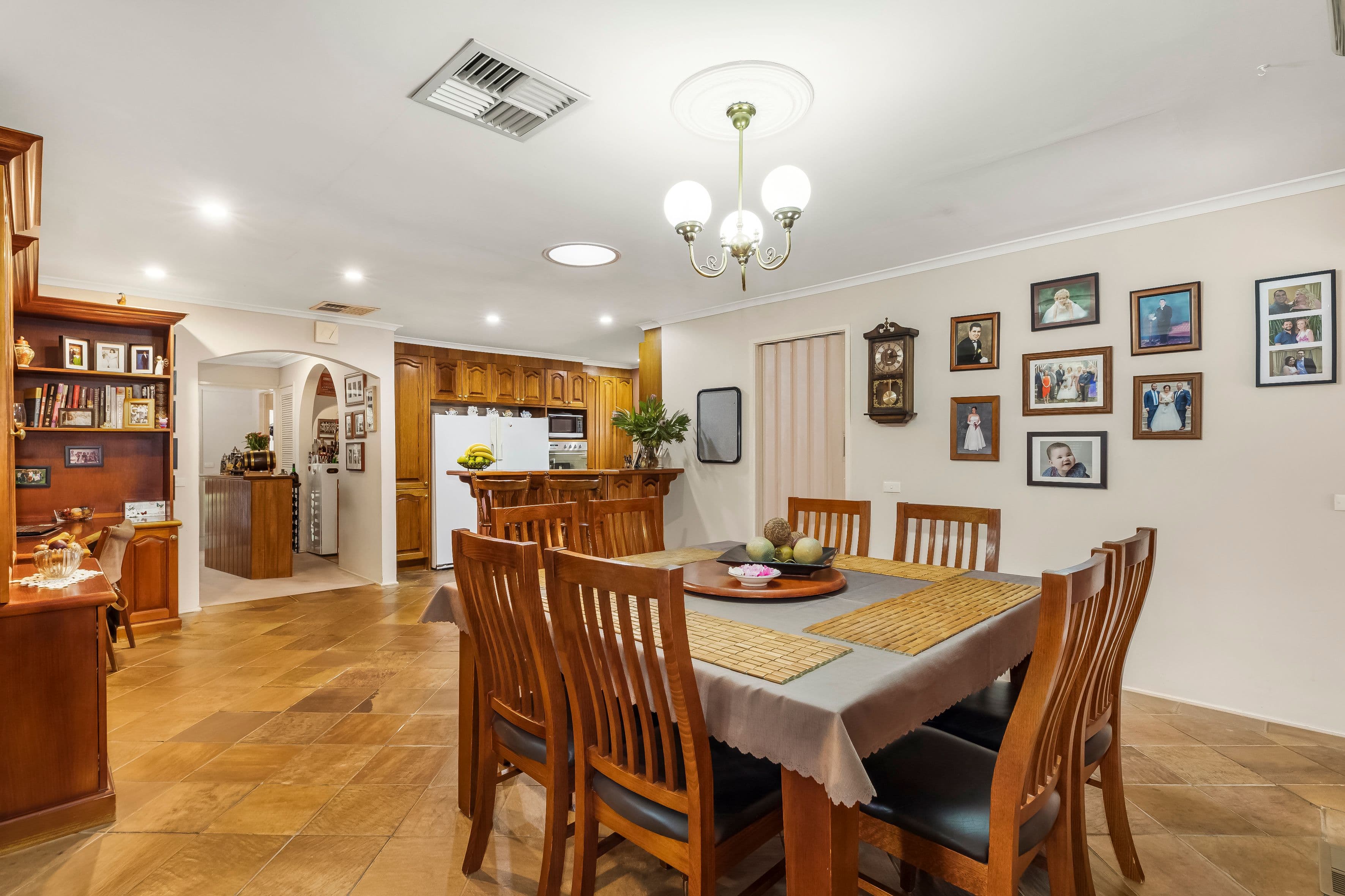 13 Cuthbert Road, Reservoir - Thumbnail 4