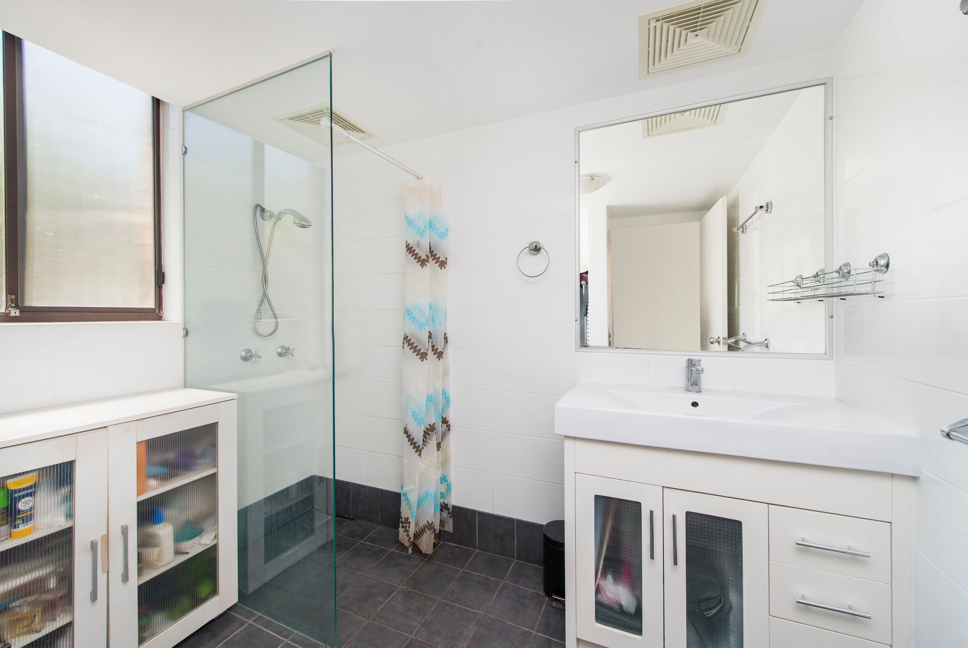 4 Christina Court, Mermaid Waters QLD 4218, Mermaid Waters - Thumbnail 4