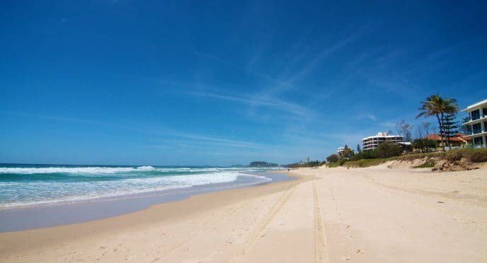 4 Christina Court, Mermaid Waters QLD 4218, Mermaid Waters - Thumbnail 7