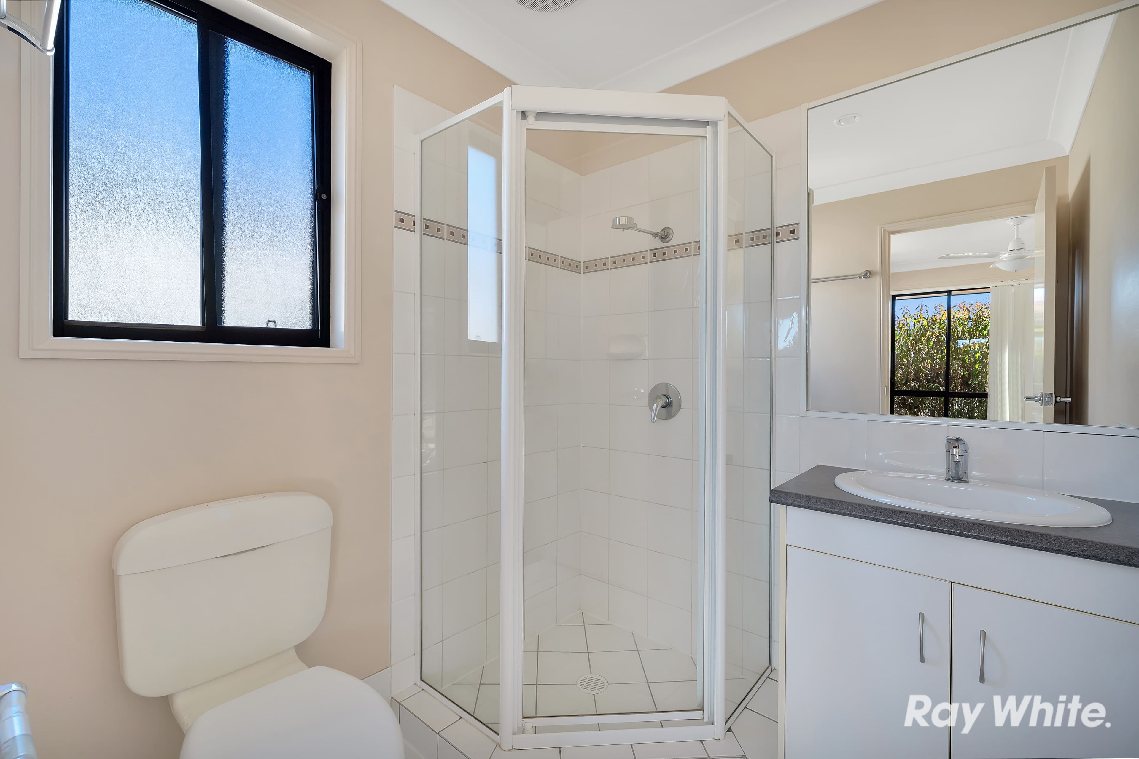 10 Lake Wivenhoe Court, Logan Reserve QLD 4133, Logan Reserve - Thumbnail 6