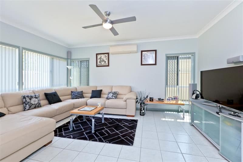 9 Newcomb Court, REDLAND BAY QLD 4165, Redland Bay - Thumbnail 4