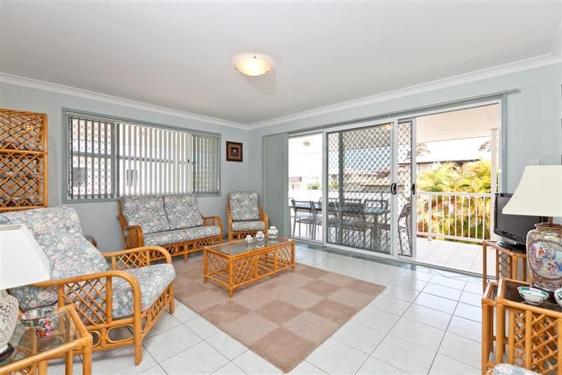 9 Newcomb Court, REDLAND BAY QLD 4165, Redland Bay - Thumbnail 7