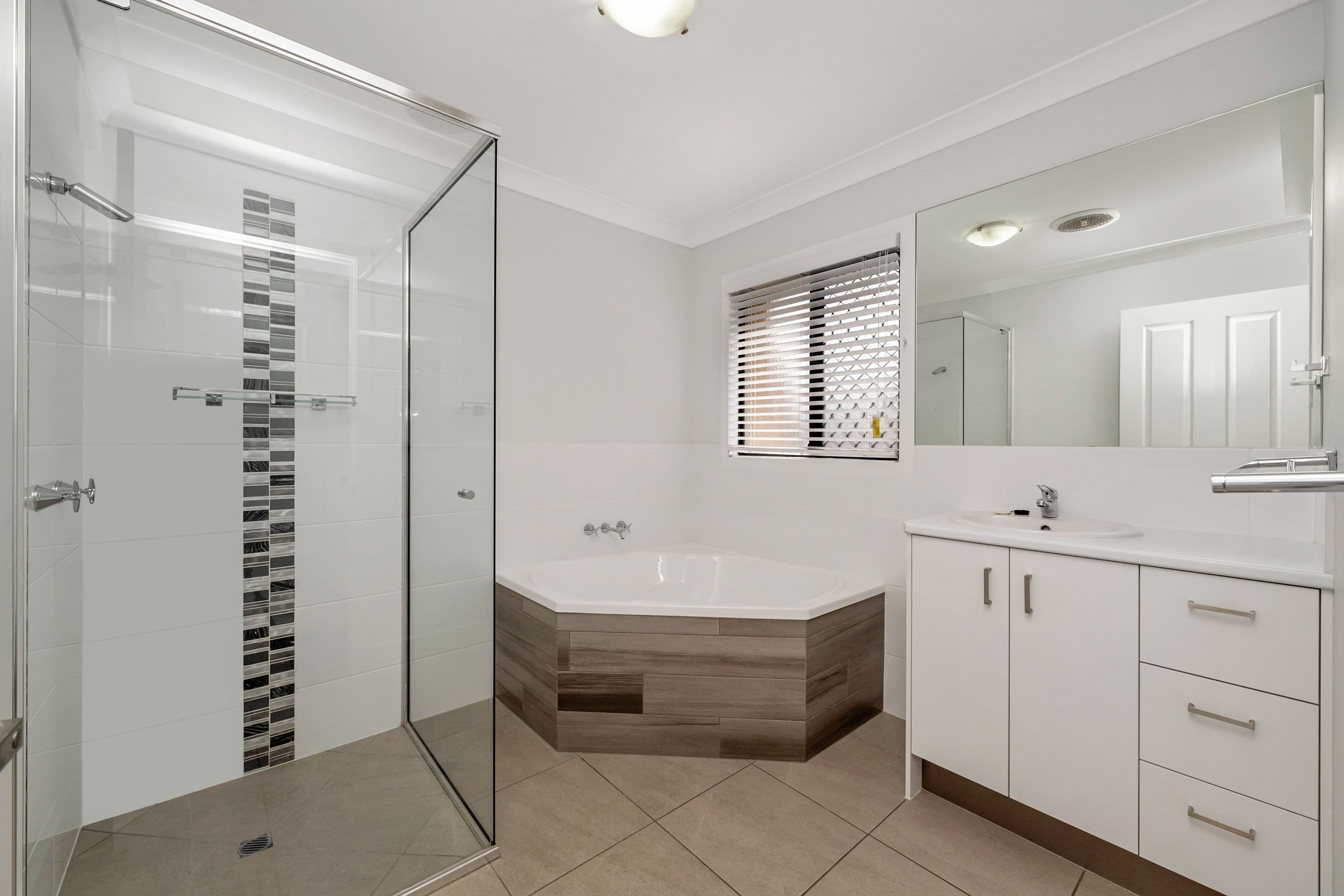 43 Kokoda Street, Idalia QLD 4811, Idalia - Thumbnail 7