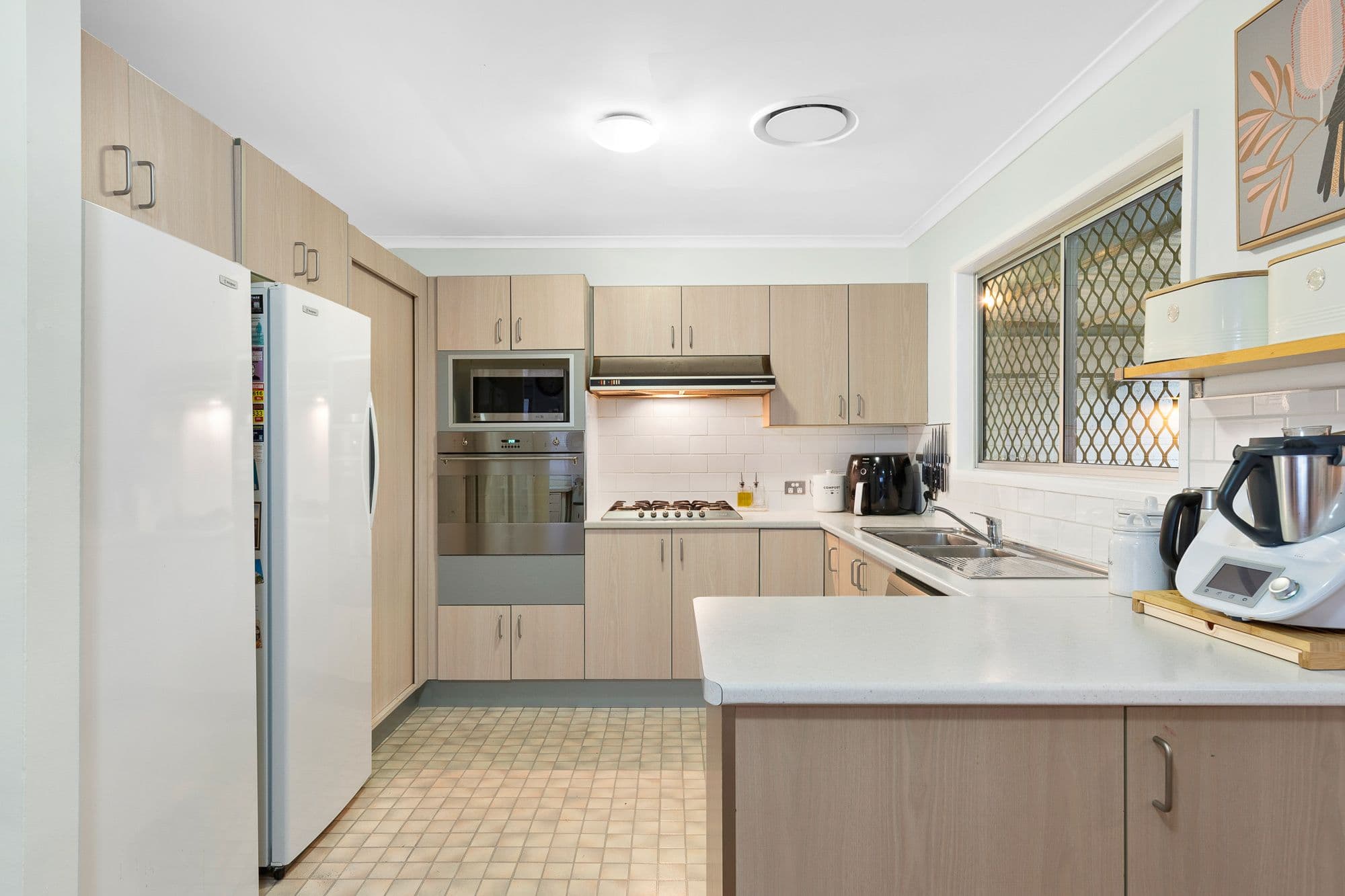 32 Derrima Crescent, Ferny Hills QLD 4055, Ferny Hills - Thumbnail 4