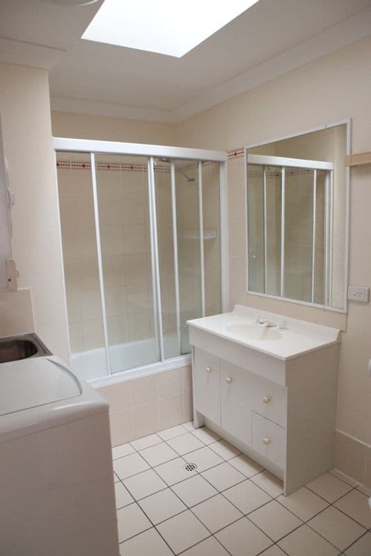 327 Cornwall Street, GREENSLOPES QLD 4120, Greenslopes - Thumbnail 5
