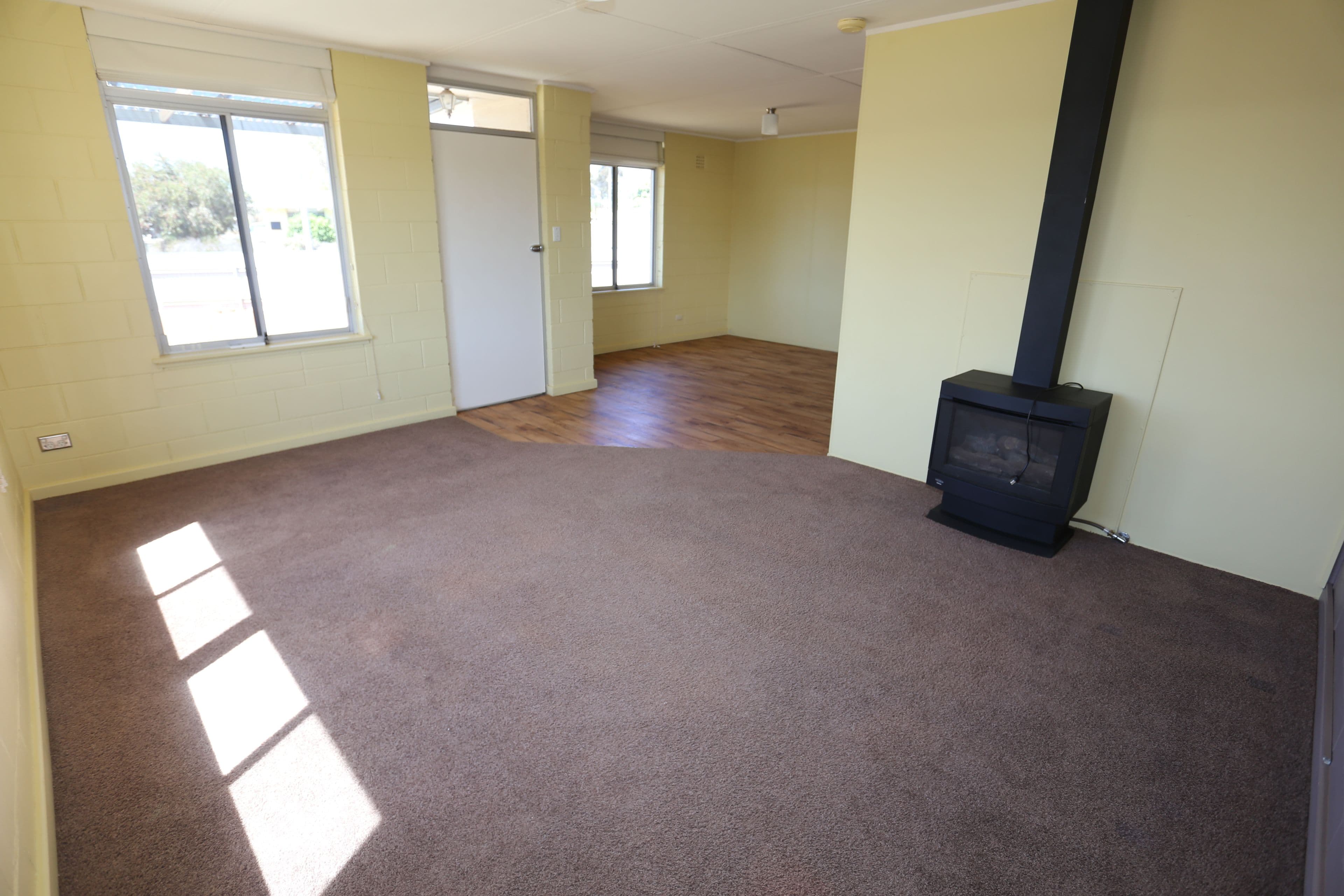 35 Hopbush Street, Kambalda West WA 6442, Kambalda West - Thumbnail 2