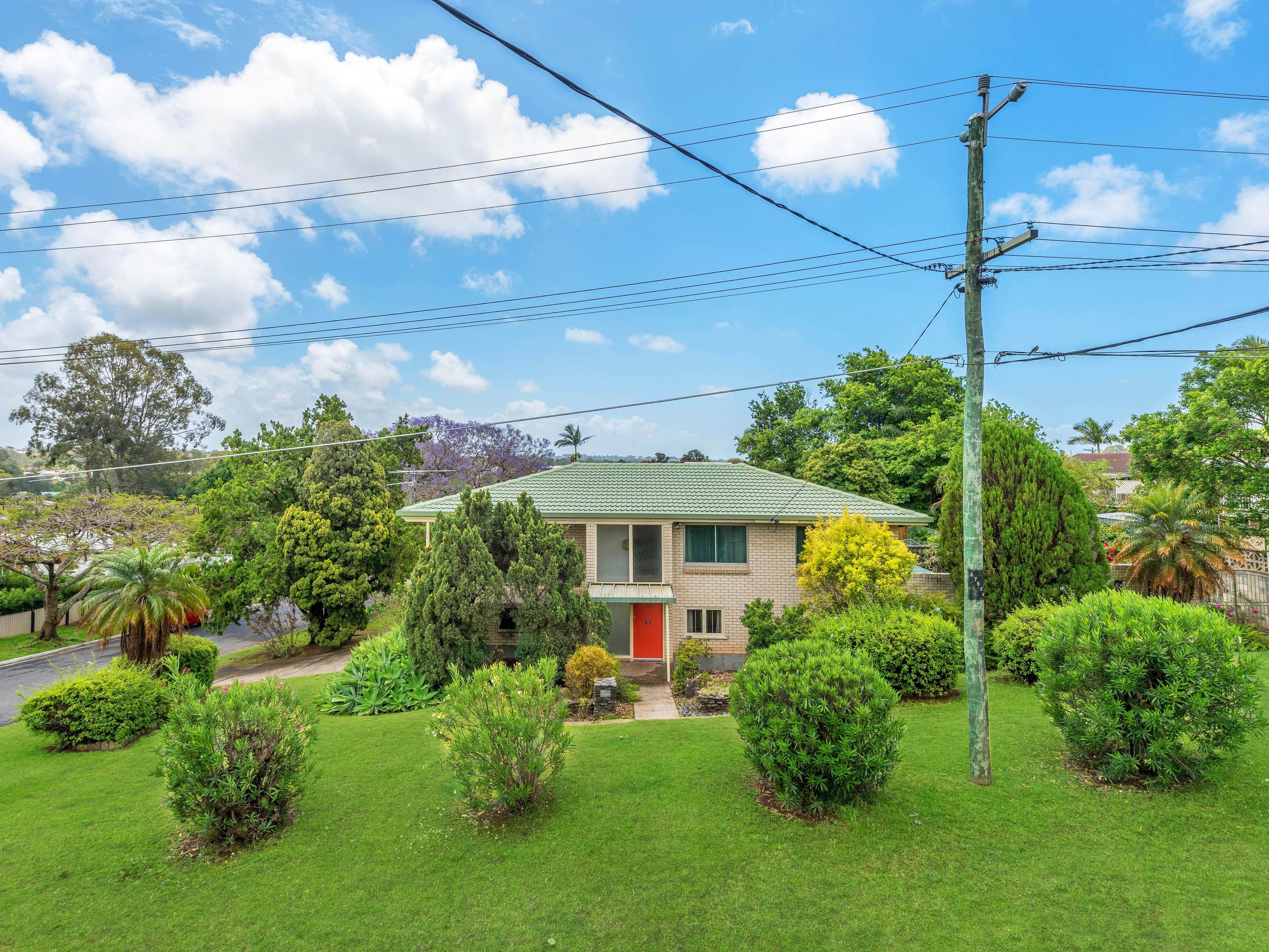 38 Clive Street, West Footscray - Thumbnail 3