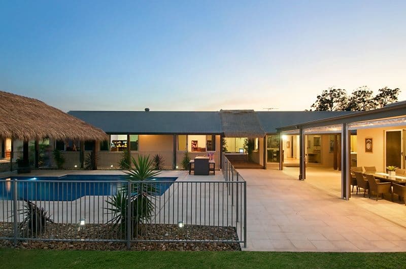8 Lauren Place, CHANDLER QLD 4155, Chandler - Thumbnail 2