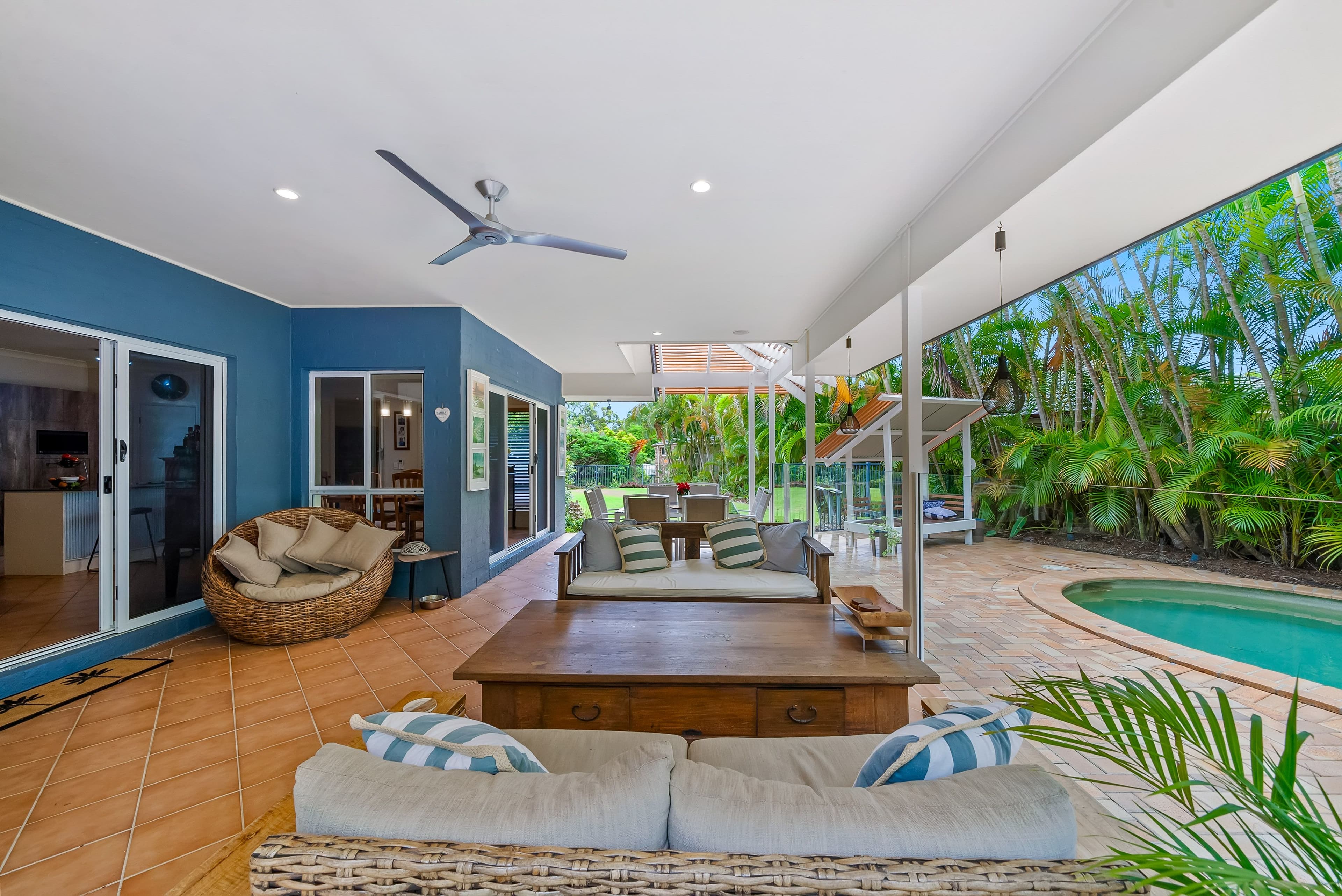 8 Forest Drive, Elanora QLD 4221, Elanora - Image 1