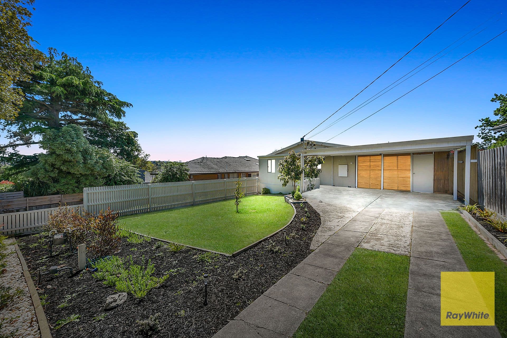 52 Charles Avenue, Hallam VIC 3803, Hallam - Thumbnail 2