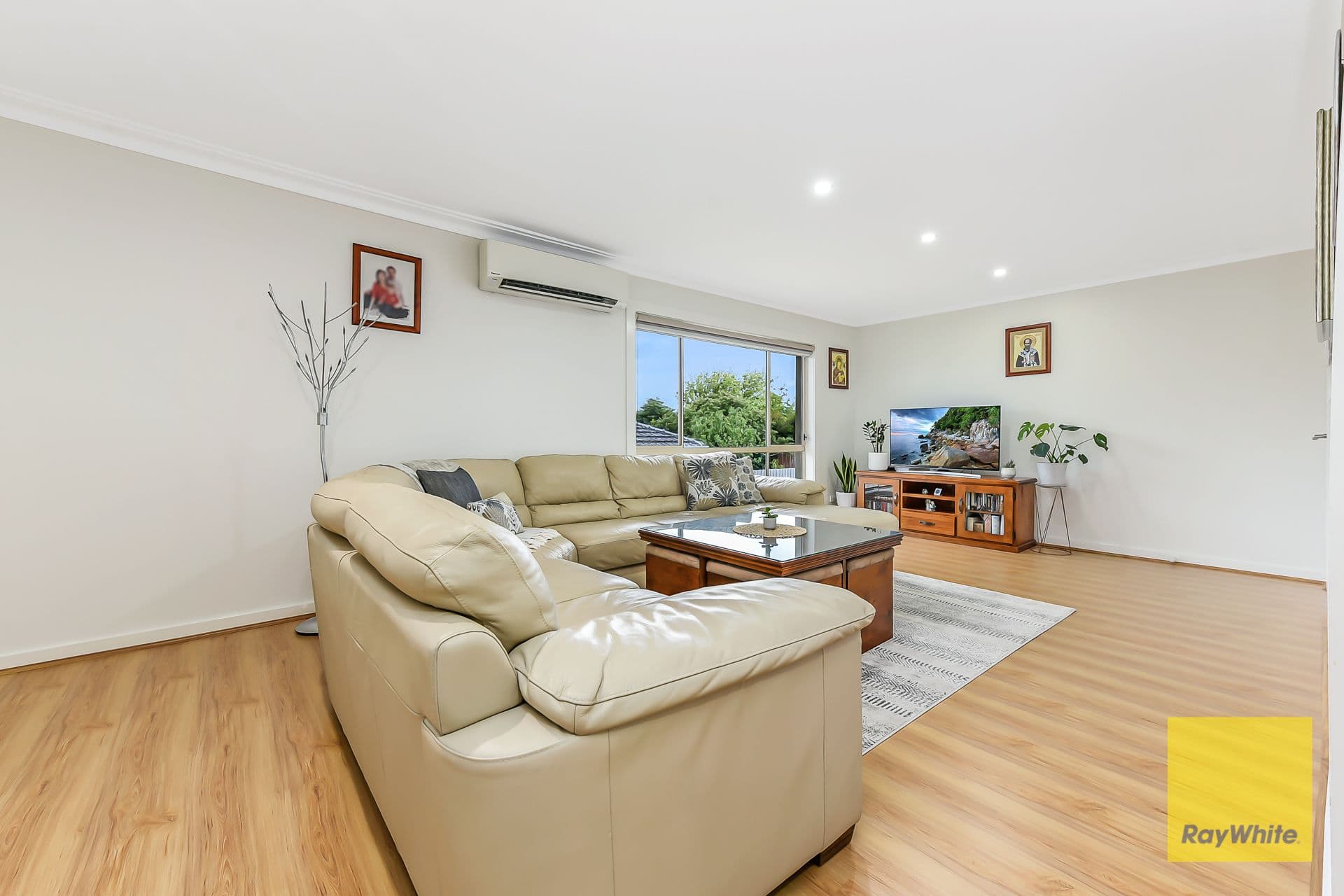 52 Charles Avenue, Hallam VIC 3803, Hallam - Thumbnail 3