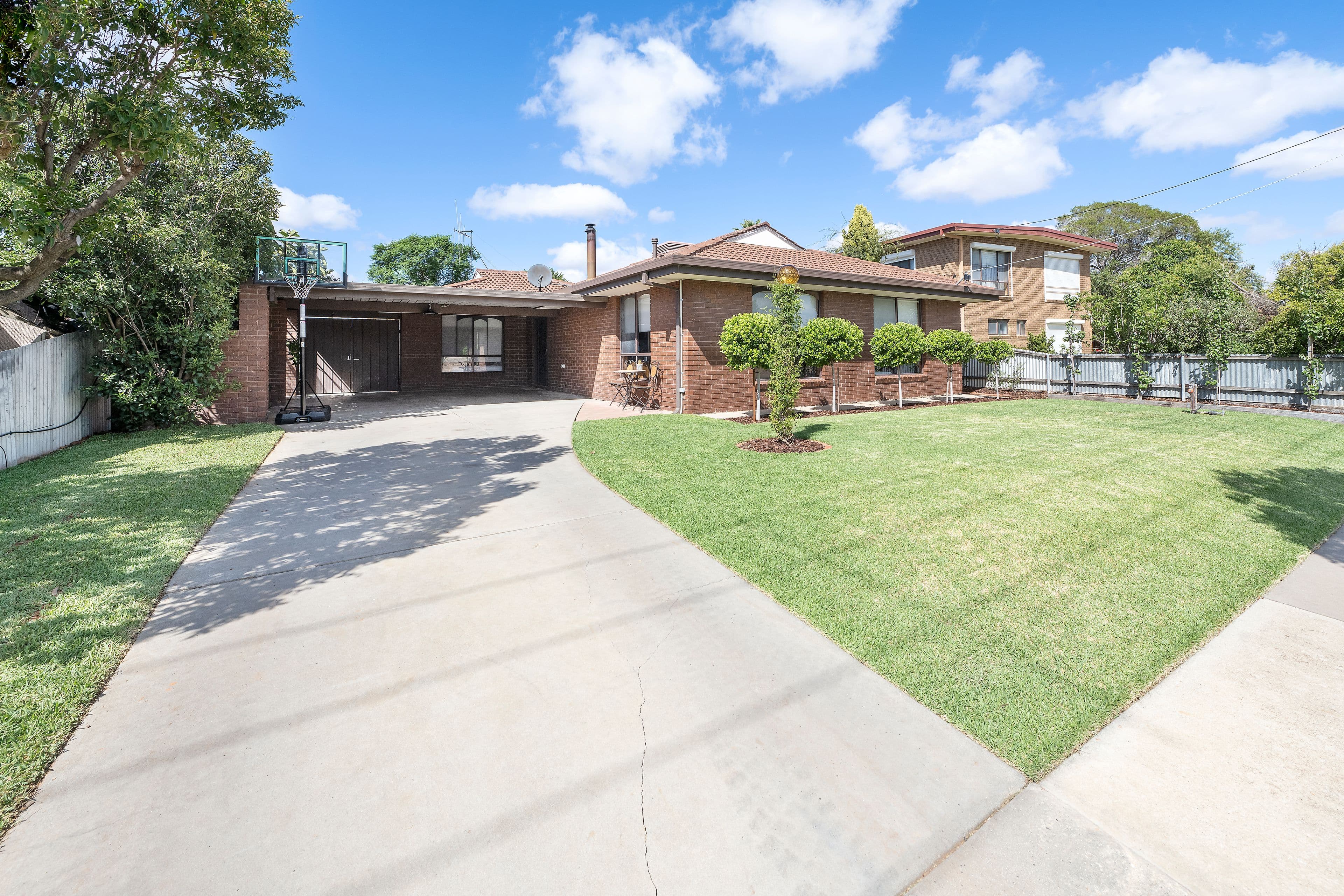 35 Arnoldt Street, Swan Hill VIC 3585, Swan Hill - Thumbnail 2