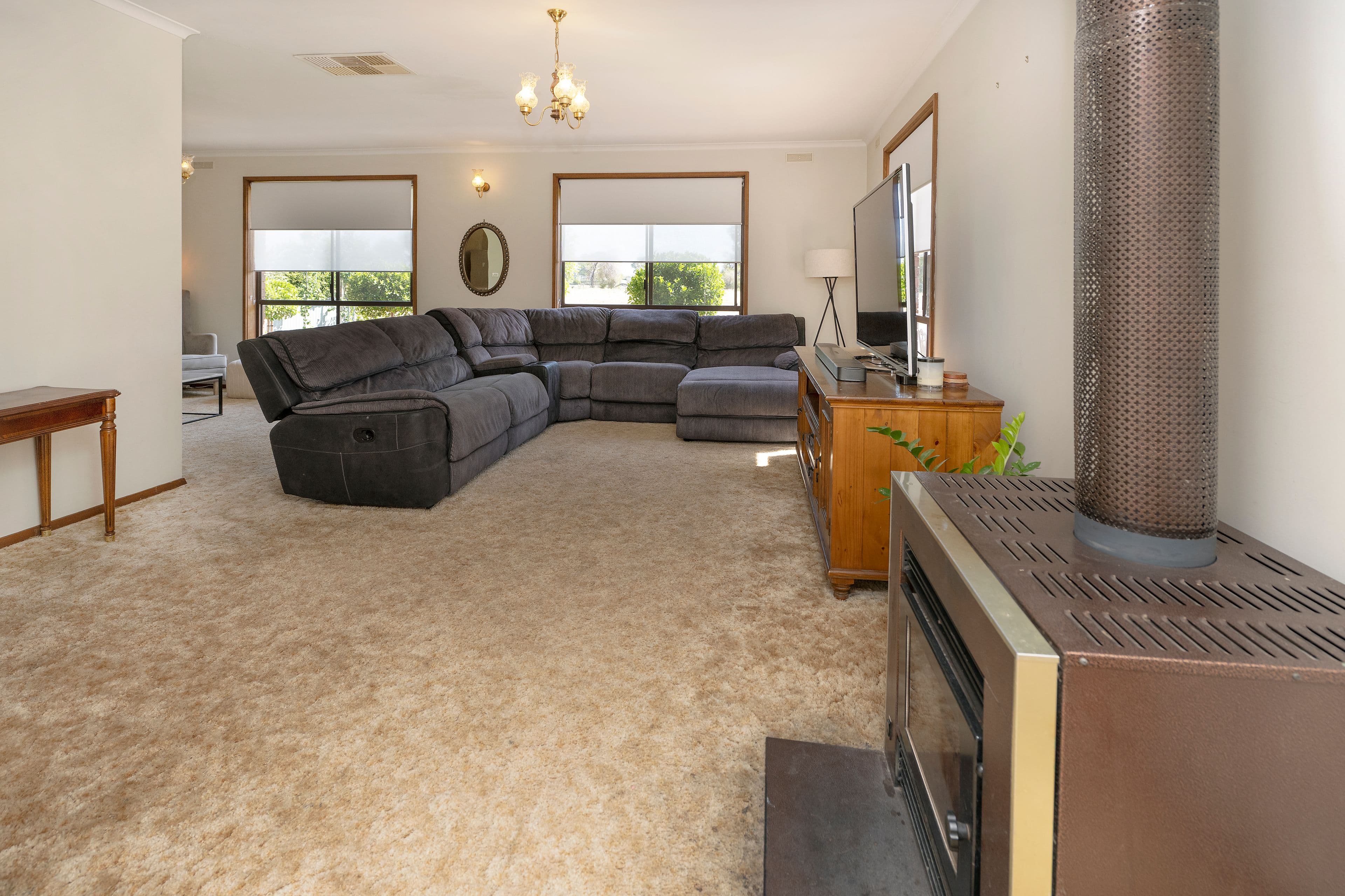 35 Arnoldt Street, Swan Hill VIC 3585, Swan Hill - Thumbnail 3