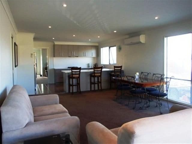 13 Rosella Grove, COWES VIC 3922, Cowes - Thumbnail 2