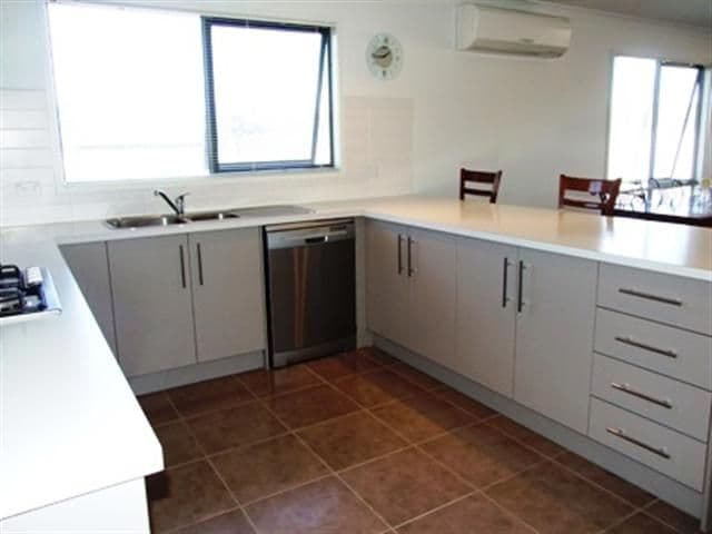 13 Rosella Grove, COWES VIC 3922, Cowes - Thumbnail 3