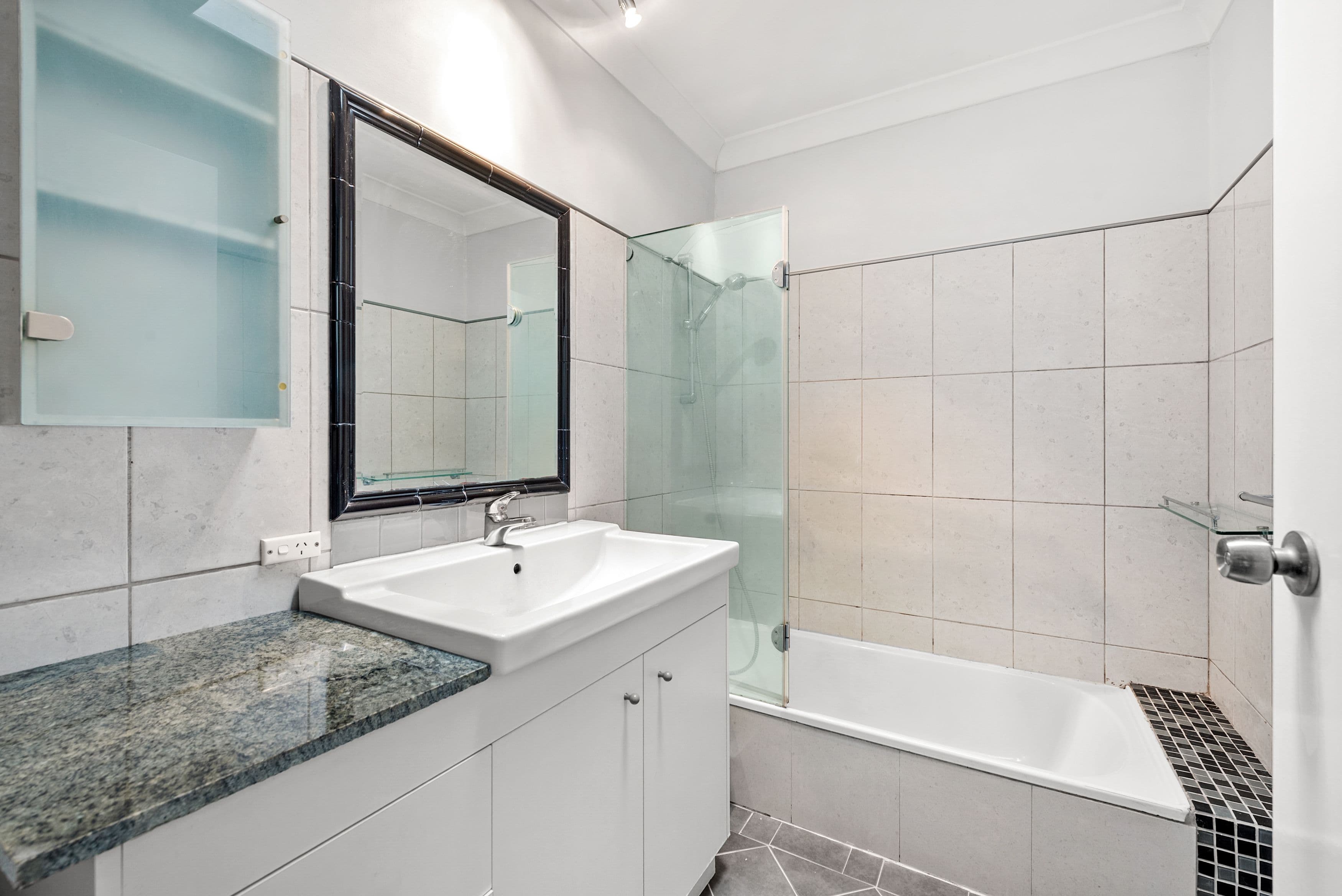 273 Enoggera Road, Newmarket QLD 4051, Newmarket - Thumbnail 6