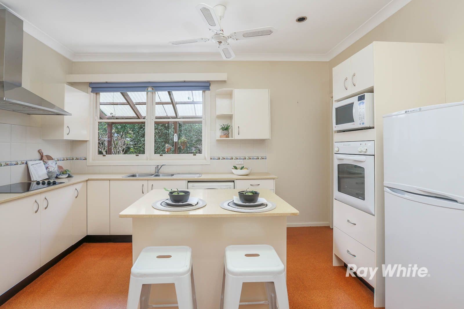29 Wiseman Road, Castle Hill - Thumbnail 3