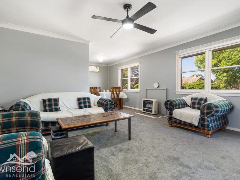 76 Kingsford Drive, Point Cook - Thumbnail 3