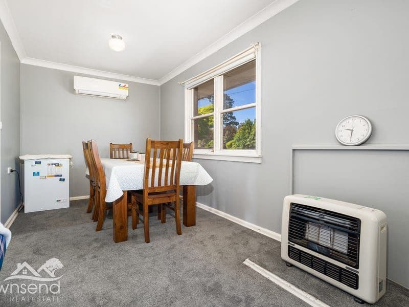 76 Kingsford Drive, Point Cook - Thumbnail 4