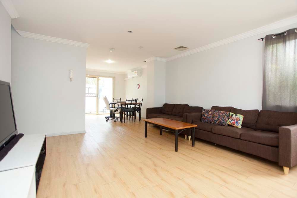 126 Klumpp Road, Upper Mount Gravatt QLD 4122, Upper Mount Gravatt - Thumbnail 4